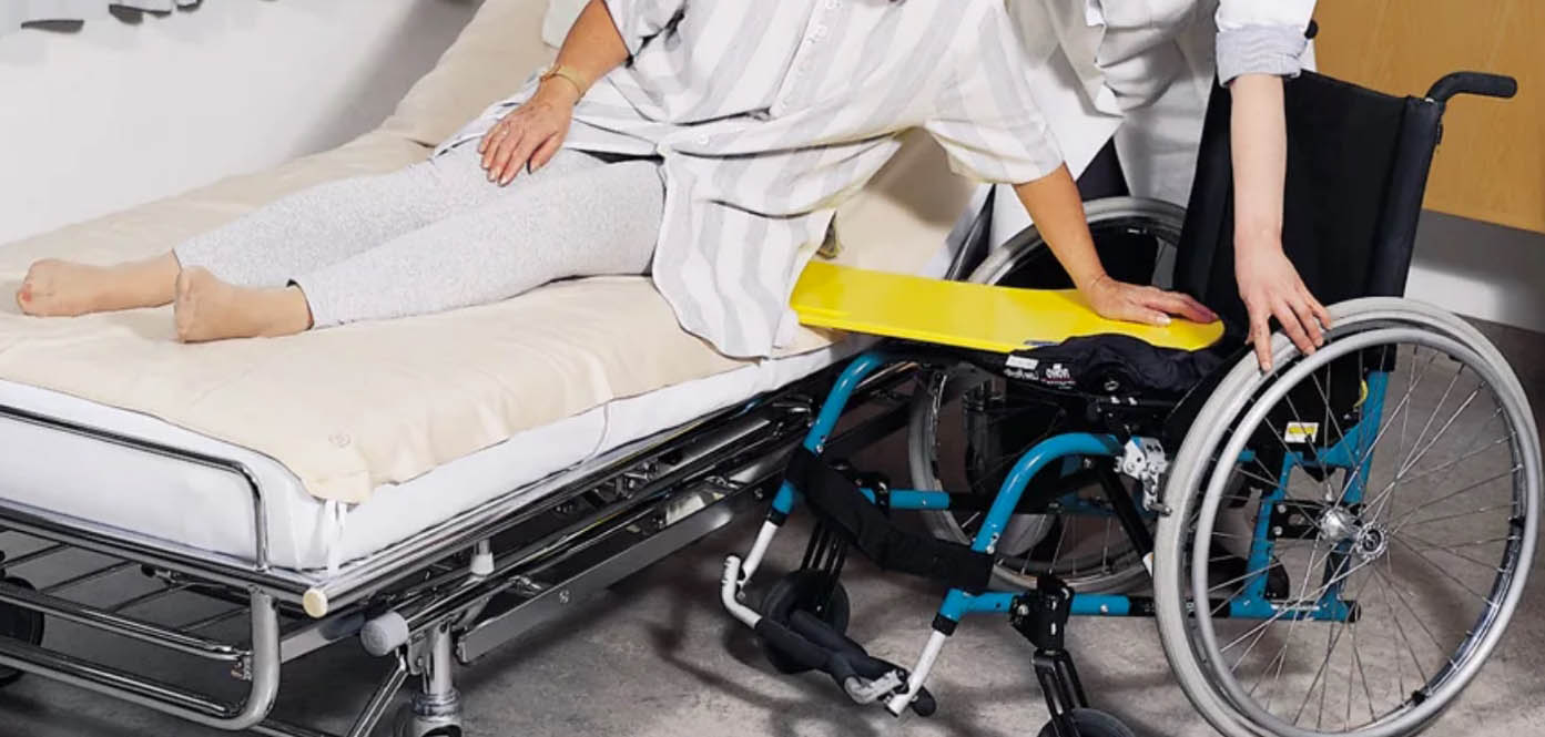 Спинальники. Кровати для лежачих пожилых людей. Перемещение лежачих больных приспособления. Приспособления для перемещения пациента. Приспособления для инвалидов.